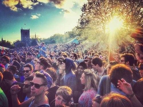 love saves the day in castle park