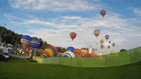 Balloon fiesta ascent